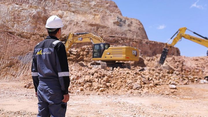 Azərbaycanda ən iri qeyri-neft sənaye şirkəti işçilərin sayını kəskin artırmaq niyyətindədir