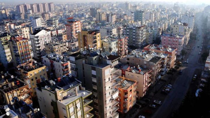 Azərbaycanlılar 1 ayda bu ölkədə 164 mənzil alıb