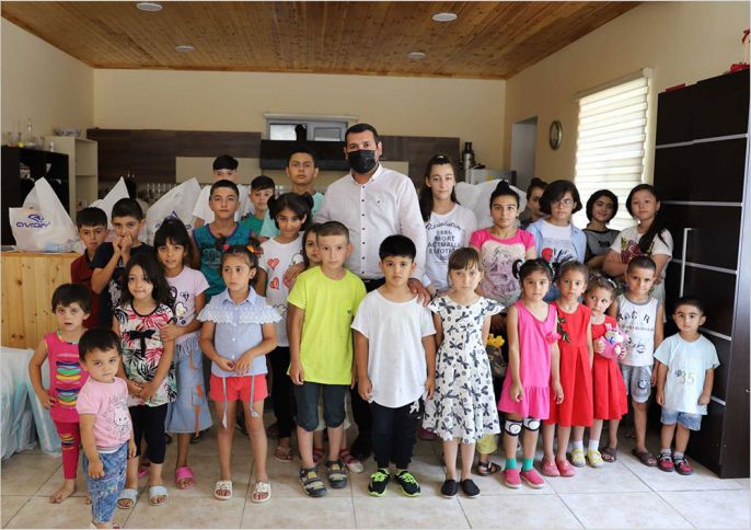 “Avrora Qrup” Qurban bayramı ilə əlaqədar uşaq evləri və uşaq sığınacaqlarına ərzaq yardımı edib