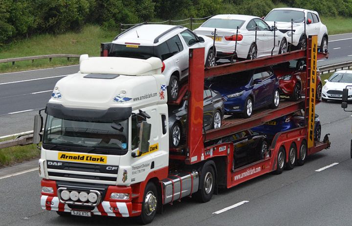 Ötən il Azərbaycan xaricdən 1 milyard dollarlıq avtomobillər alıb - SAY AZALIB