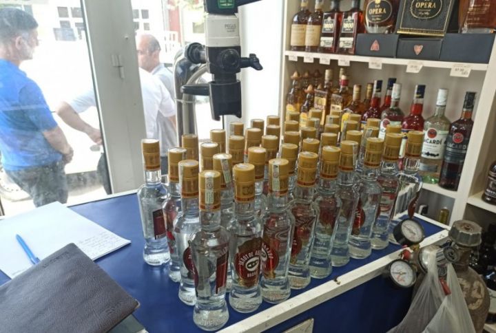 “Banketnaya” içkilərinin Bərdədə  saxta üsullarla hazırlandığı aşkar edildi