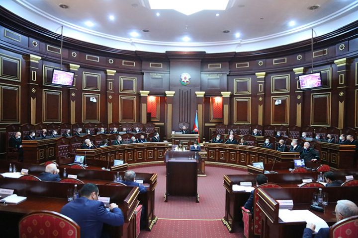 Ötən il ﻿Ali Məhkəməyə 24 mindən çox müraciət daxil olub