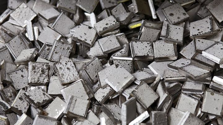 Nikelin qiyməti 2011-ci ilin avqustundan bəri ilk dəfə 24,6 min dolları ötüb