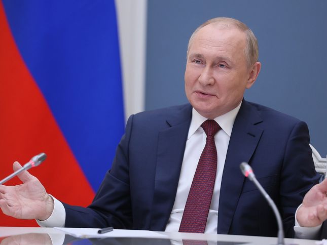 Putin: Qərbin sanksiyaları qlobal iqtisadiyyata ciddi zərbə vurdu, ərzaq problemləri olacaq