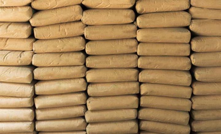 Azərbaycanda sement və armatur istehsalı artıb