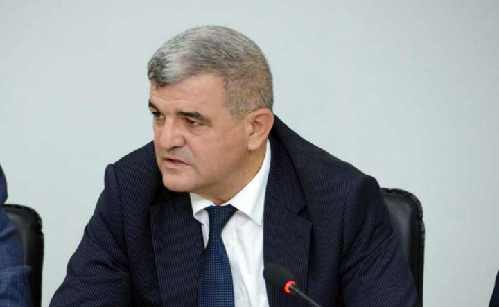 “Ölkəyə gələnlərə deyirlər ki, qayıt, testi İstanbulda ver”