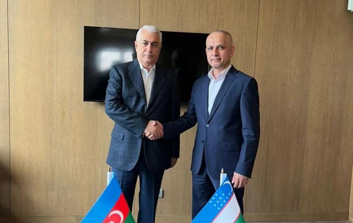 Özbəkistan və Azərbaycan Dəmir Yolları qurumlarının nümayəndə heyətləri görüşüb