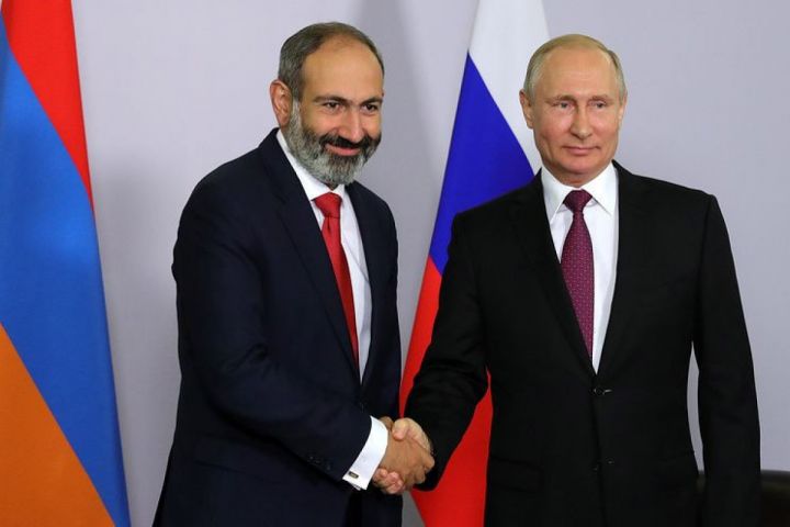 Putin və Paşinyan sərhədin delimitasiyasını sürətləndirmək barədə razılığa gəliblər