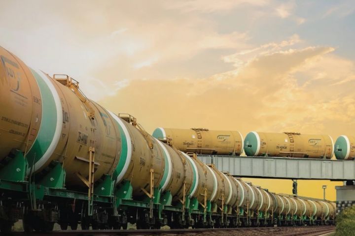 Dəmir yolu vasitəsilə daşınan yüklərin həcmi artıb