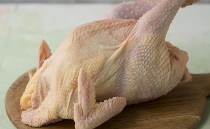 AQTA-dan "Belarus toyuqları" açıqlaması -  Geri çağırılması ilə bağlı qərar qəbul edilib