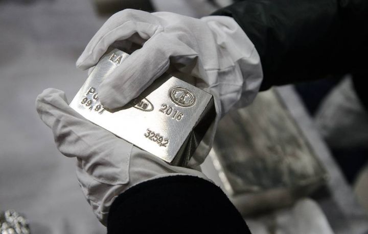 Palladiumun qiyməti düşüb