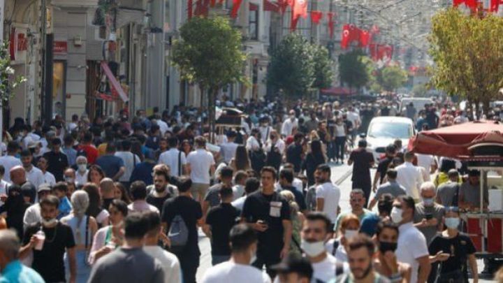 Türkiyədə sentyabrda işsizlik yenidən ikirəqəmli səviyyəyə yüksəlib