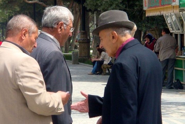 Nazirlik pensiya yaşının azaldılmasına qarşı çıxdı - "Deputatlar əsaslandırılmış danışmalıdırlar"