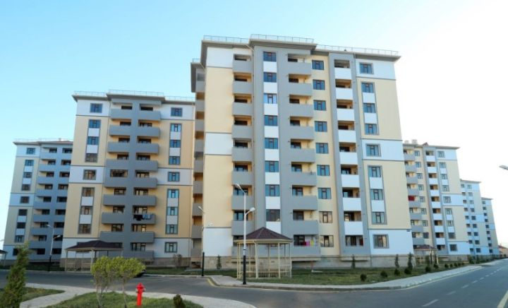 Nazirlik tərəfindən satışa çıxarılan mənzillərdən 200-ə yaxını satıldı