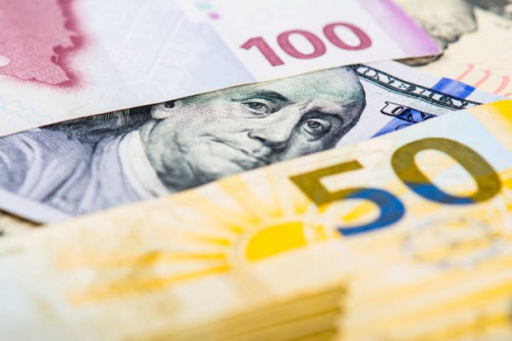 Bayram günləri bu şirkətlərin valyuta mübadiləsi məntəqələri açıq olacaq