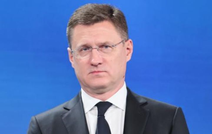 Novak neftin qiymətinin 150 dollara qalxması ilə bağlı proqnozun obyektivliyinə şübhə edib