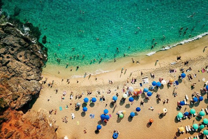 Rusiya və Türkiyə rekord turizm rəqəmləri gözləyir