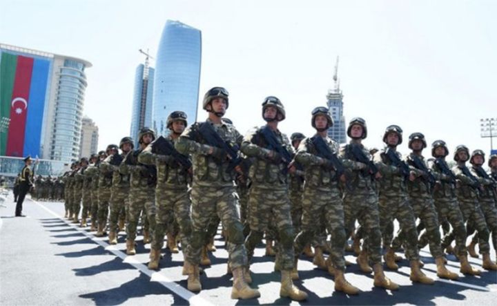 Azərbaycanda hərbçilərin pensiyaya çıxmaq yaşı 5 il artırılır