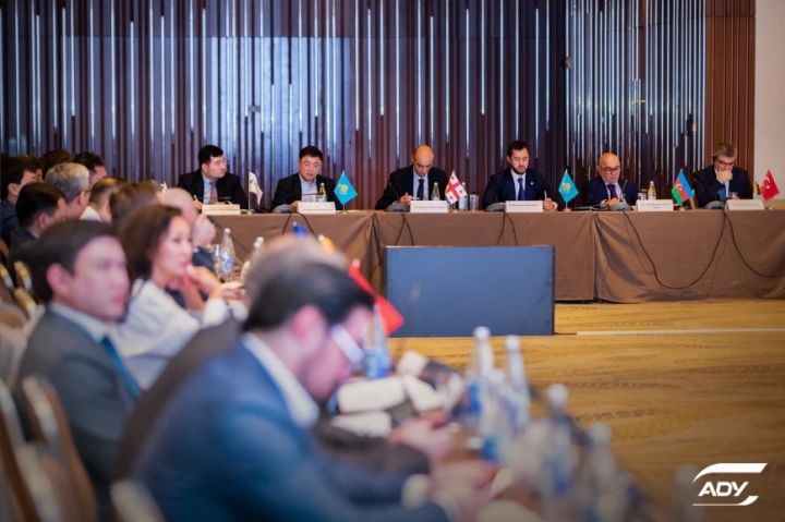 Bakıda Orta Dəhliz üzrə tarif siyasəti müzakirə olundu