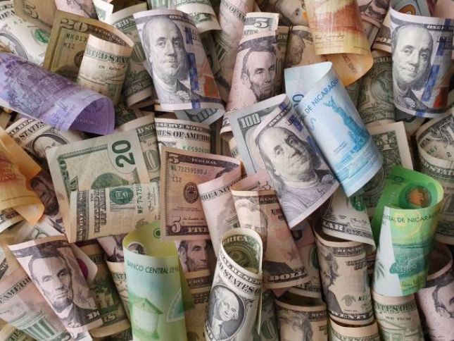 Rəsmi məzənnələr açıqlandı