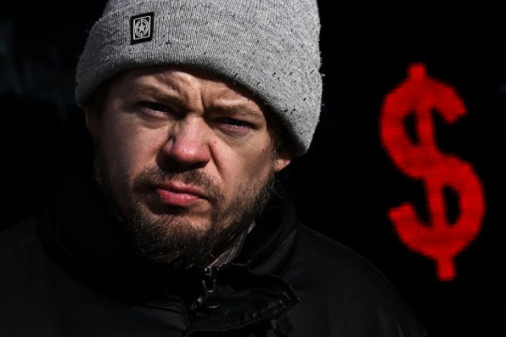 "Tezliklə bir dollar 80 rubldan aşağı düşə bilər" - İQTİSADÇI