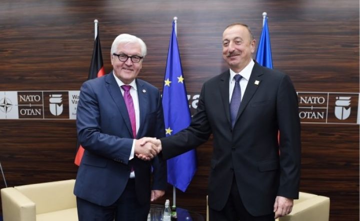 Almaniya Prezidenti Əliyevə zəng etdi, Xankəndi-Laçın yolundakı vəziyyət müzakirə edildi