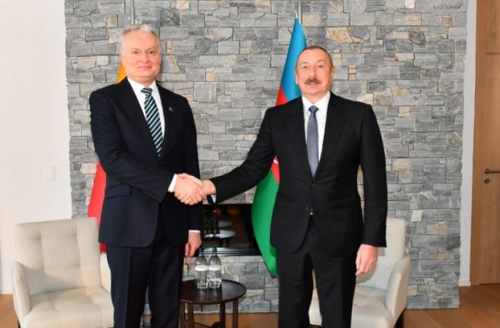 "Laçın-Xankəndi yolu mülki şəxslər və mülki təyinatlı yüklərin keçidi üçün açıqdır"