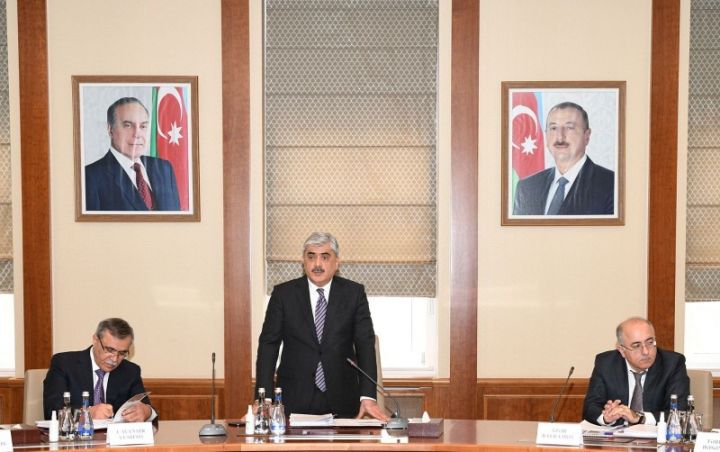 Samir Şərifov  iclas keçirib