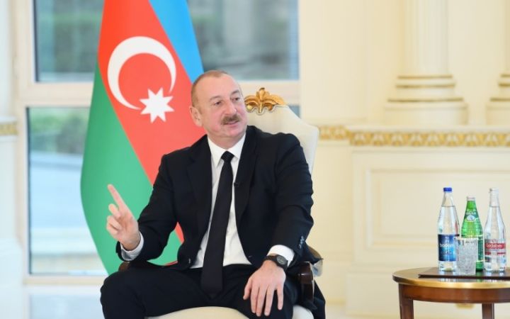 "Ermənistanı silahlandıran, növbəti müharibəyə hazırlayan ölkə Fransadır"