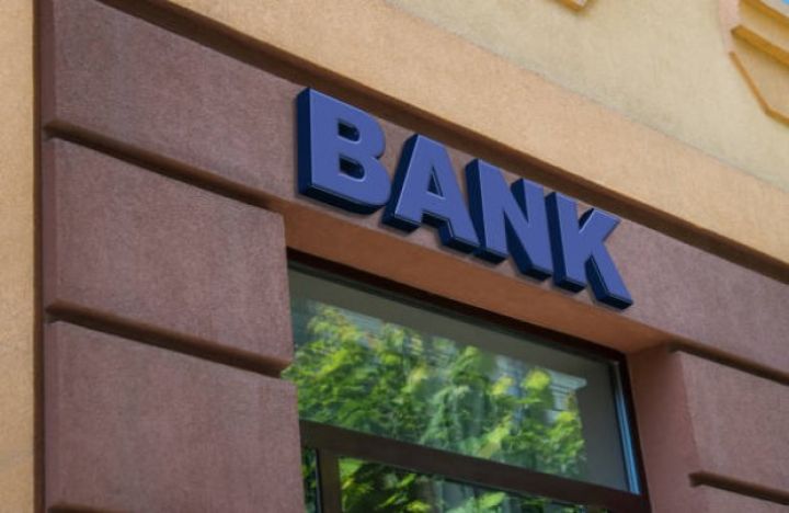 "Kredit portfelimiz  43% artaraq 5 milyard manatı ötüb" - SƏDR