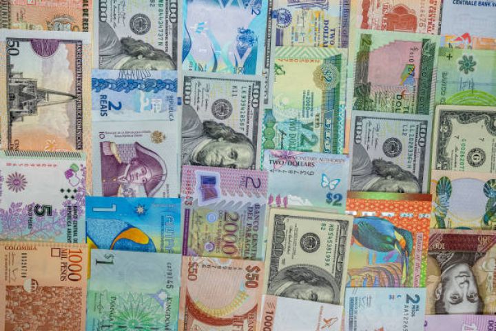 Rəsmi məzənnələr açıqlandı