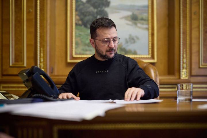 Qərb Zelenskiyə hərbi yaşda olan qaçqınları geri qaytarmağa icazə verməkdən imtina edib