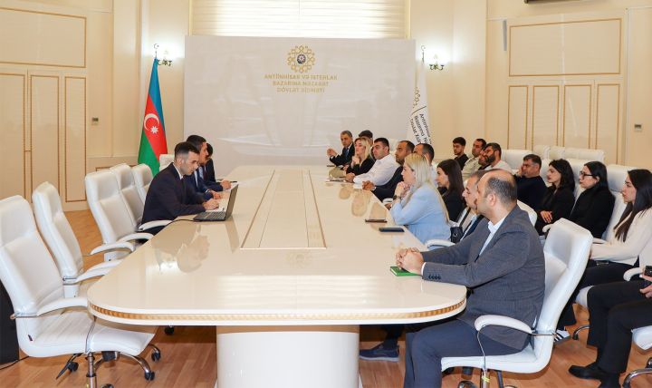 Ətriyyat-kosmetika biznesilə məşğul olan sahibkarlar Dövlət Xidmətinə dəvət olunublar