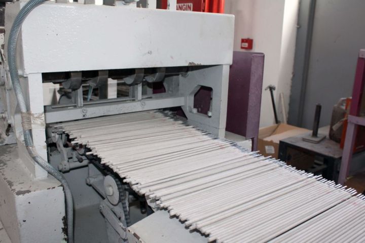 Azərbaycan ilk dəfə sualtı qaynaq və kəsmə elektrodu istehsal edəcək