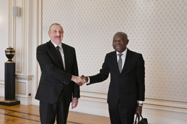 İlham Əliyev Beynəlxalq Əmək Təşkilatının Baş direktorunu qəbul edib