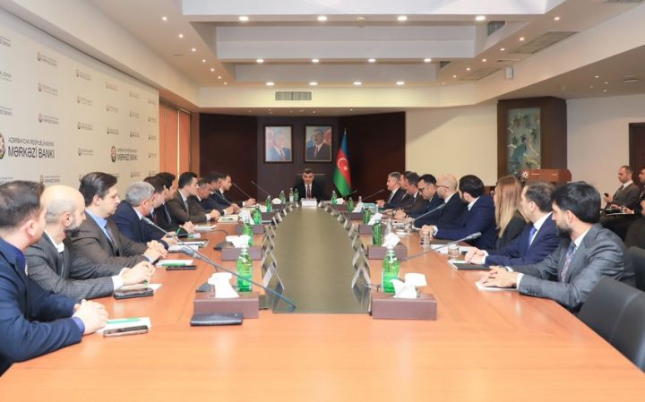 Taleh Kazımov investisiya şirkətlərinin rəhbərləri ilə görüşüb