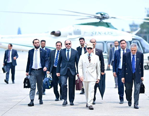 Pakistanın Baş naziri  Azərbaycana səfərə yola düşüb