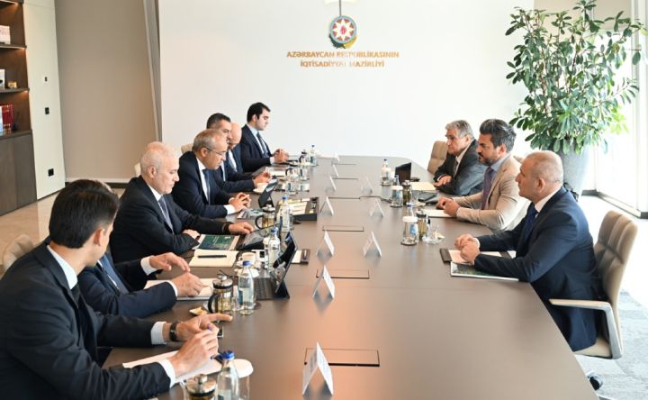 Azərbaycan Fransa şirkətilə alüminium sənayesi üzrə əməkdaşlığı müzakirə etdi