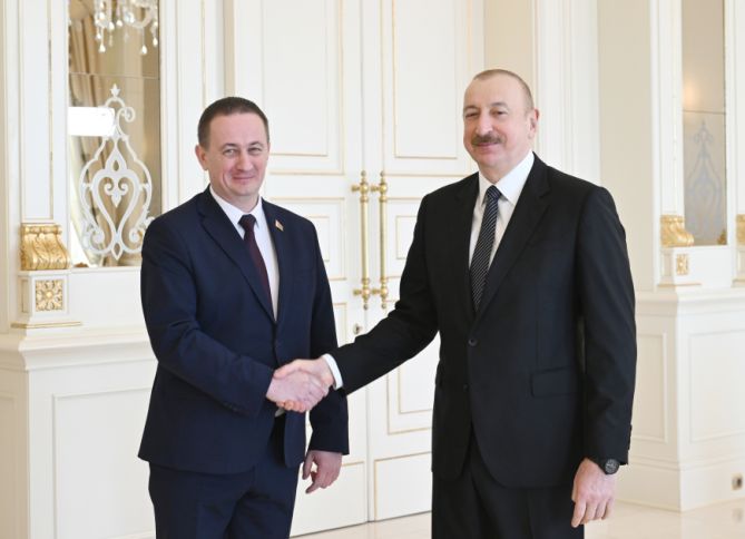 Əliyev Belarusun Baş nazirini qəbul edib