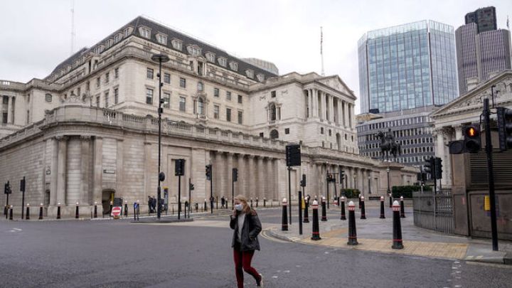İngiltərə Mərkəzi Bankı faiz dərəcəsini sabit saxlayıb