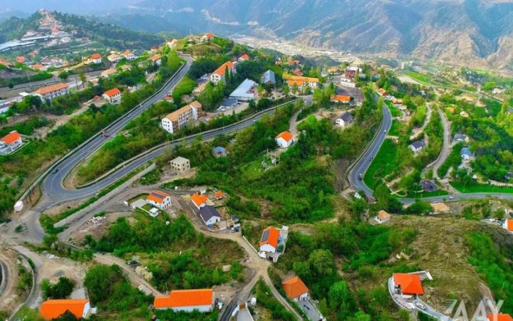 Azad edilmiş ərazilərdə aparılan yol tikintisi işlərinin həcmi açıqlanıb