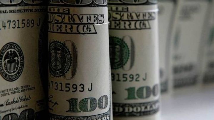 Dollar 1,70 manat səviyyəsində sabitləşdirilir?