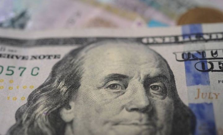 Dolların alış qiyməti daha da qalxdı - YENİLƏNİB