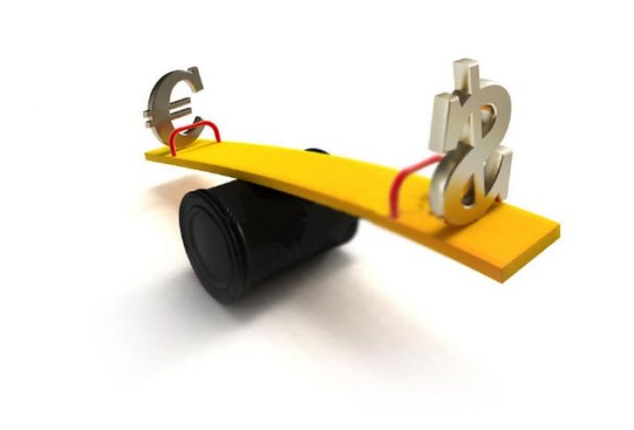 2017 ilə Dolların ucuzlaşması və neftin bahalaşması ilə vidalaşırıq