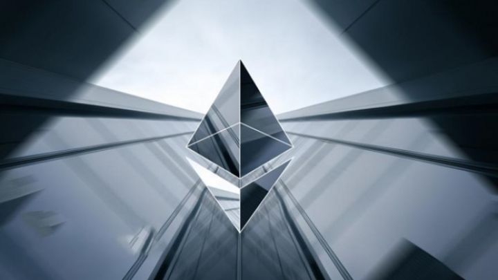 Bitcoinin rəqibi yeni rekord qırıb