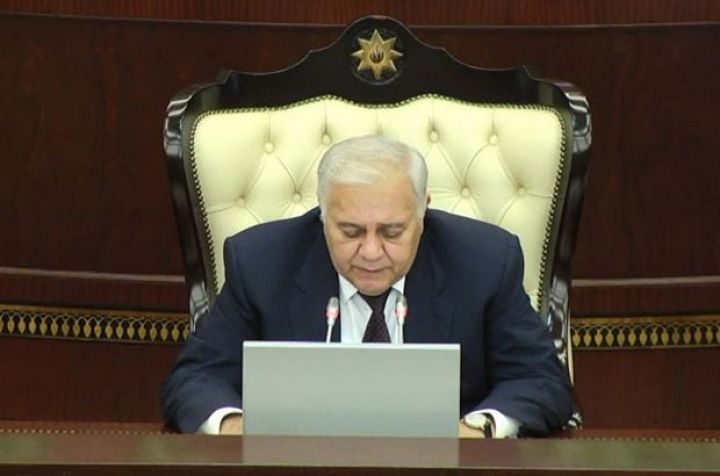 “Təki neftin qiyməti düşməsin”