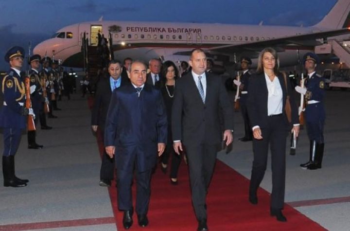 Bolqarıstan Prezidenti Azərbaycana rəsmi səfərə gəlib - YENİLƏNİB