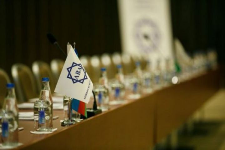 Vergilər Nazirliyi ilə banklar arasında görüş keçirilib