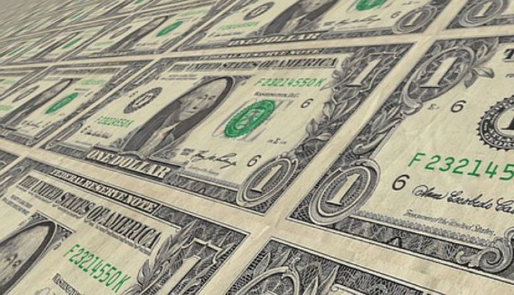 Dolların bazar ertəsinə olan rəsmi məzənnəsi açıqlandı