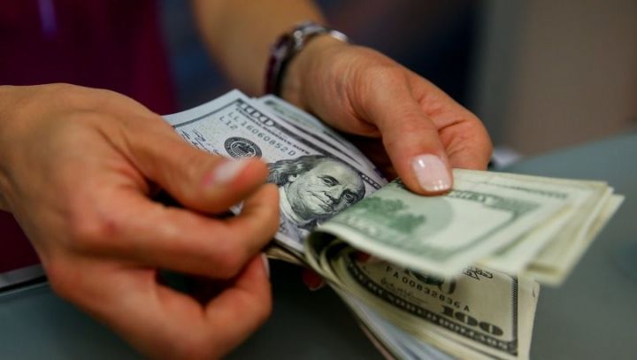 Banklarda dollar və avronun alış-satış qiymətləri - YENİLƏNİB